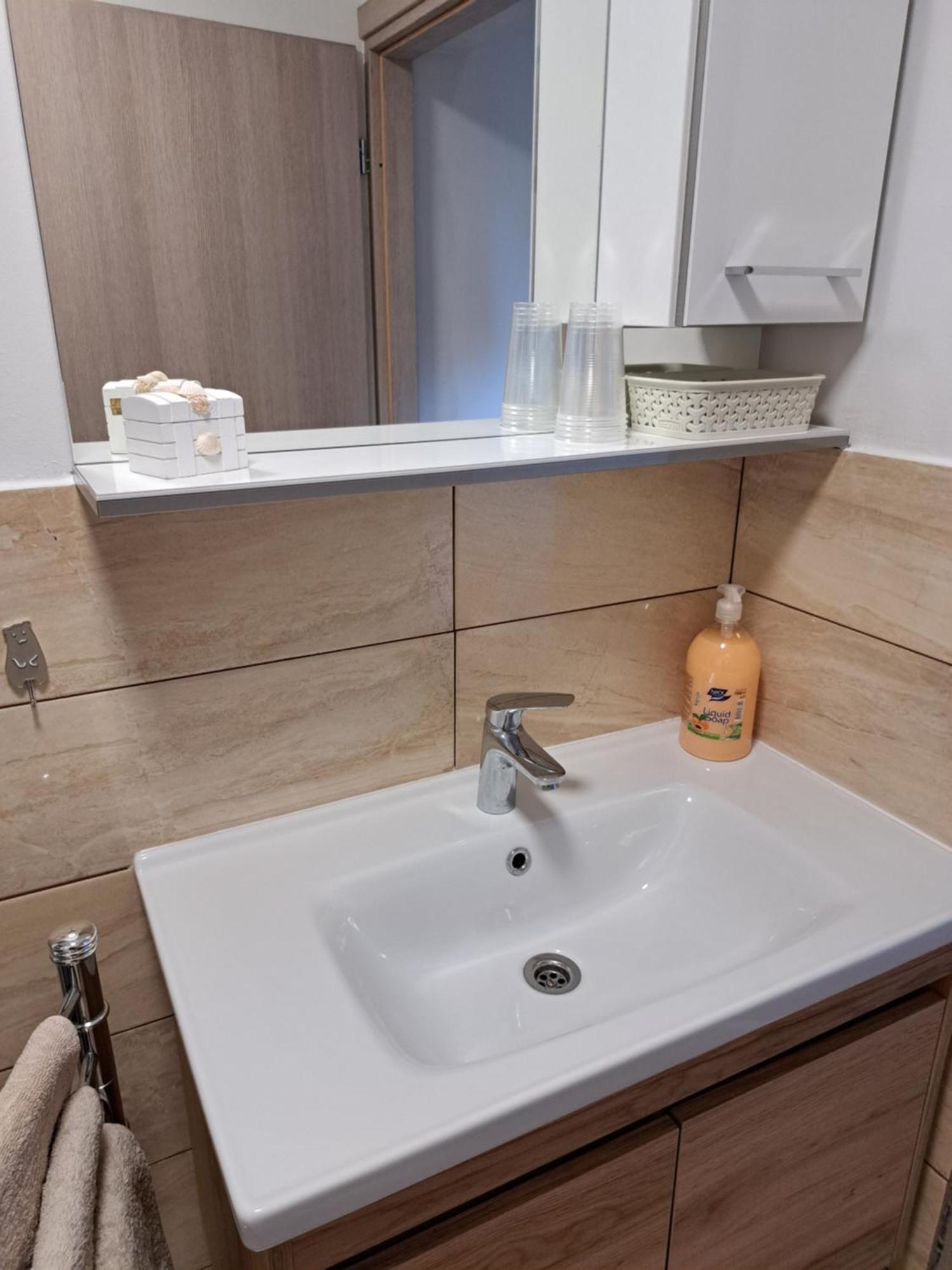 Apartman Teo Duga Resa Bagian luar foto